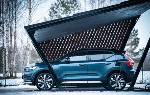 Carport à énergie solaire